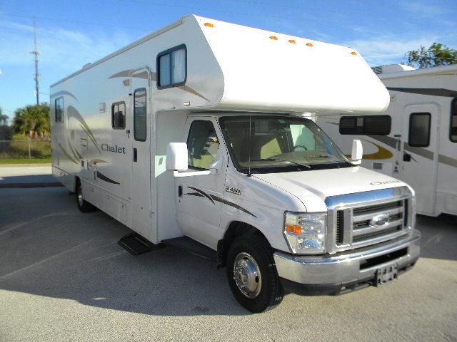 Used 2009 Winnebago Chalet 31C Class C For Sale
